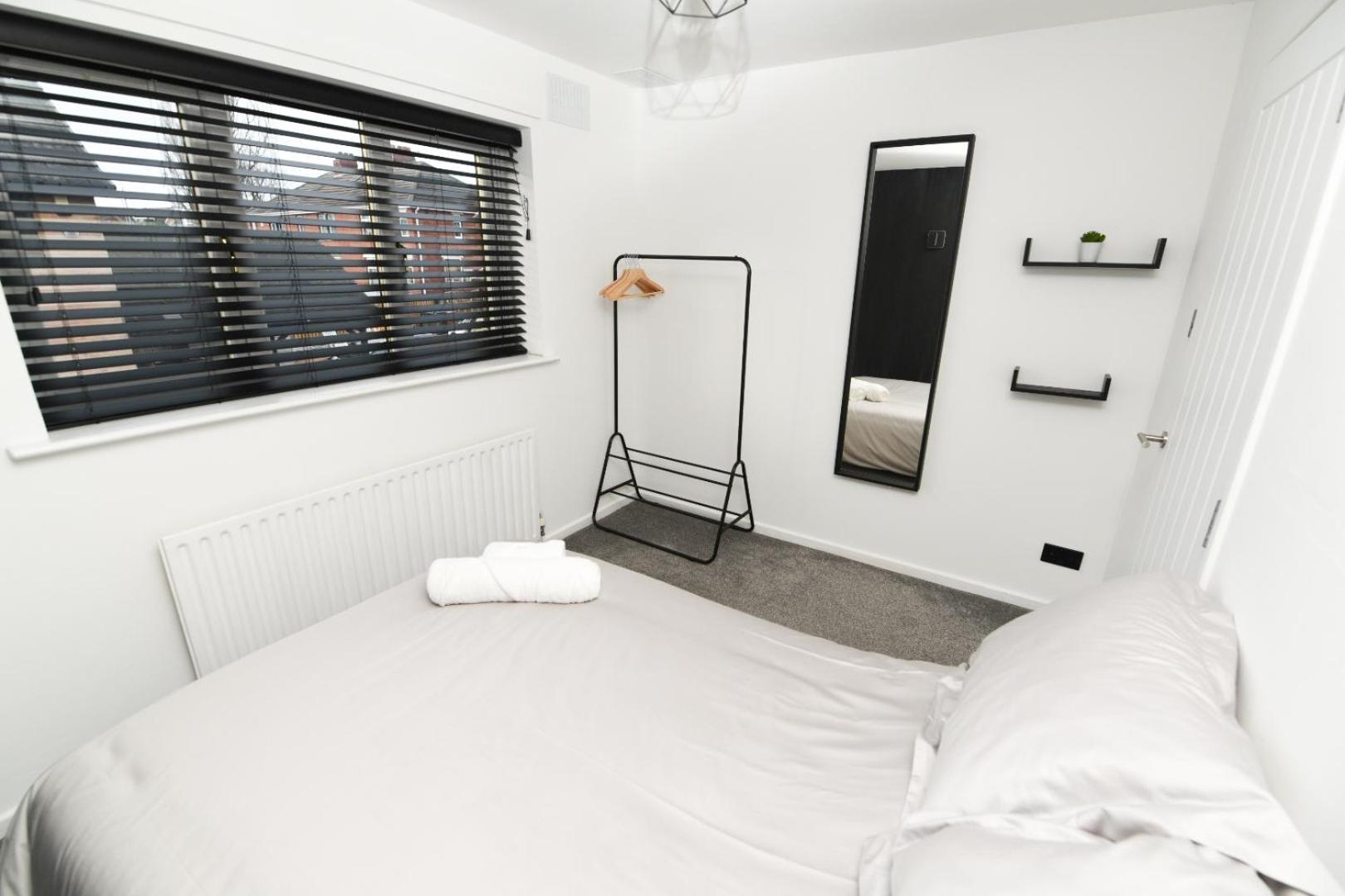 Appartement Modern In Royston, Free Off-street Parking, Perfect For Families, Contractors & Work