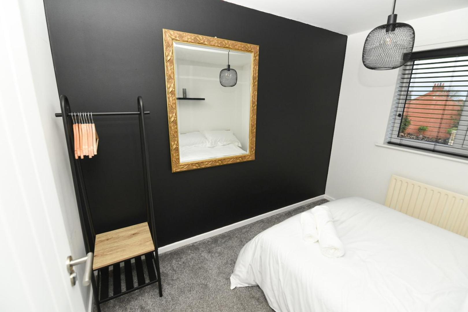 Modern In Royston, Free Off-street Parking, Perfect For Families, Contractors & Work Appartement *