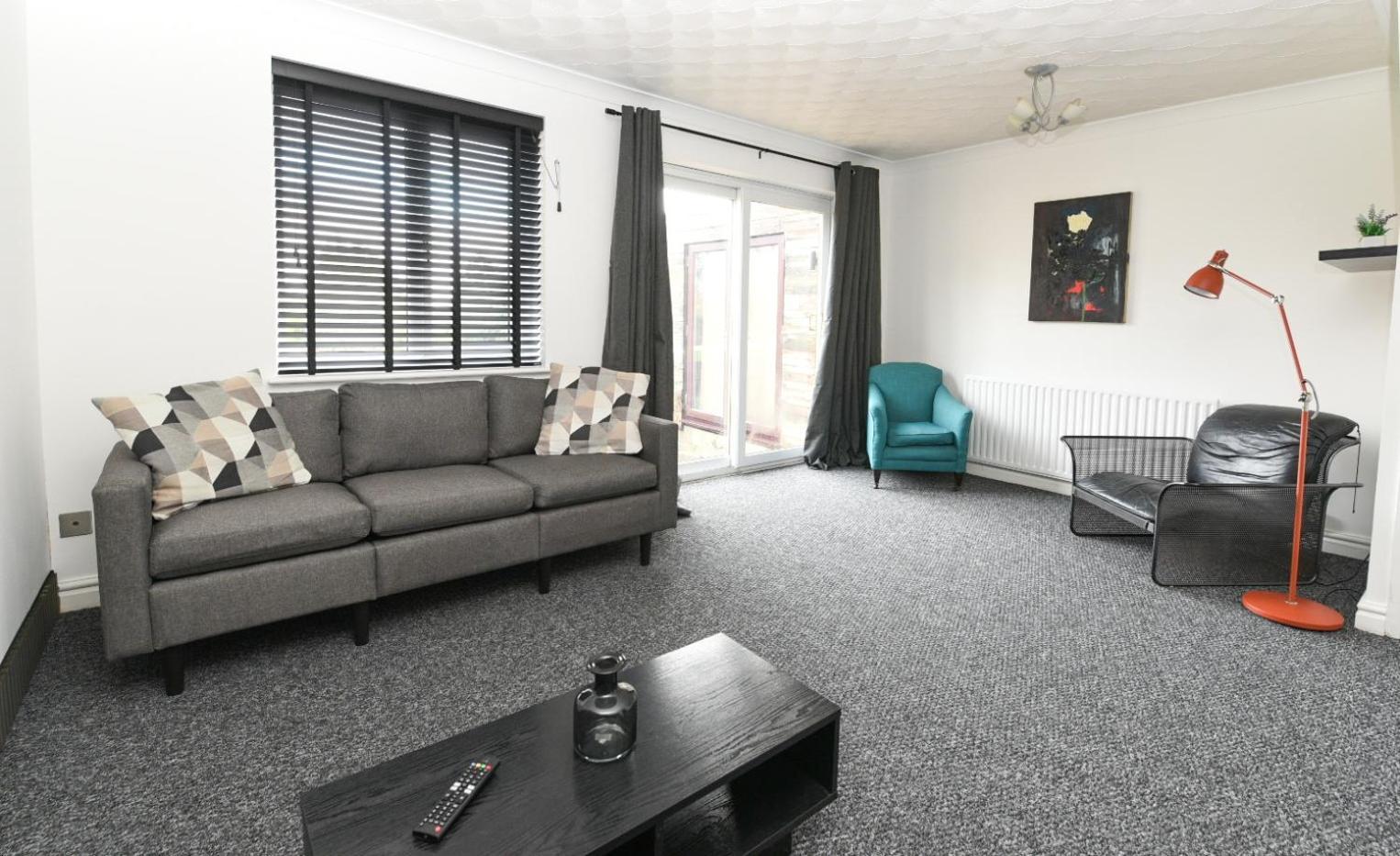 Appartement Modern In Royston, Free Off-street Parking, Perfect For Families, Contractors & Work Royston (South Yorkshire)